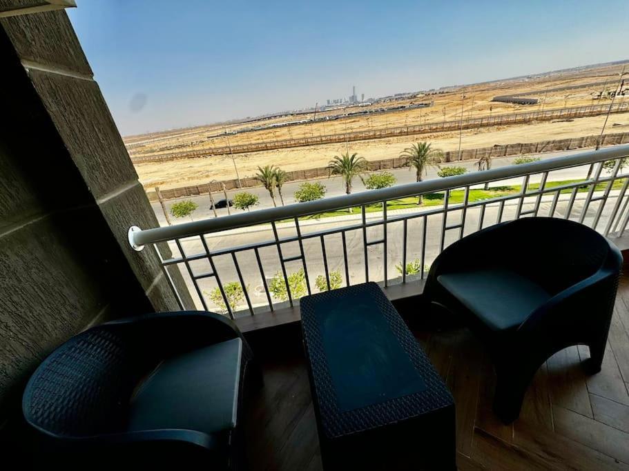 Apartment Super Luxury At Madinaty 3br With Masterbr & 5g Wifi & View Cairo