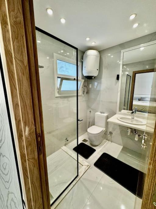 Apartment Super Luxury At Madinaty 3br With Masterbr & 5g Wifi & View
