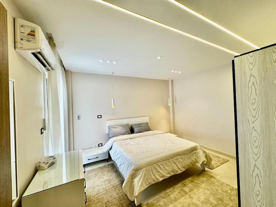 Super Luxury At Madinaty 3br With Masterbr & 5g Wifi & View Apartment *
