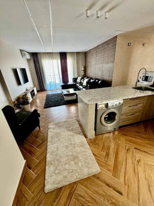 Super Luxury At Madinaty 3br With Masterbr & 5g Wifi & View